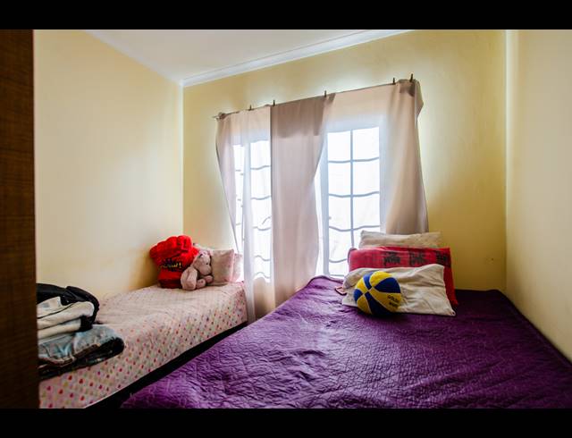 2 BEDROOM TOWNHOUSE FOR SALE IN MONAVONI AH